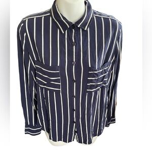 Forever 21 striped navy/white button-down shirt 100% rayon SZ S